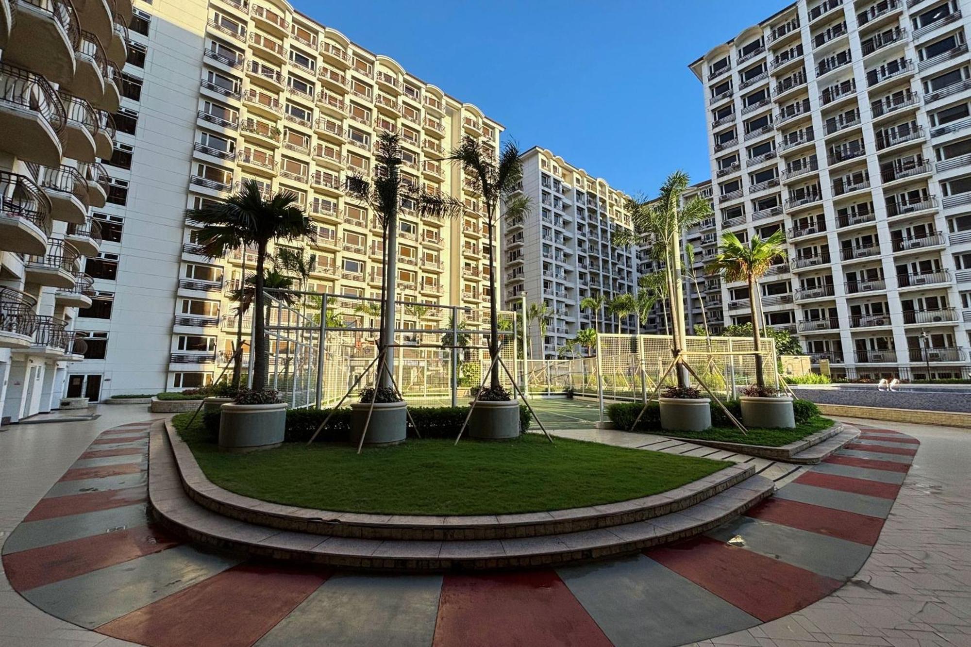 Extremeli Suites Manila Powered By Cocotel Exterior foto