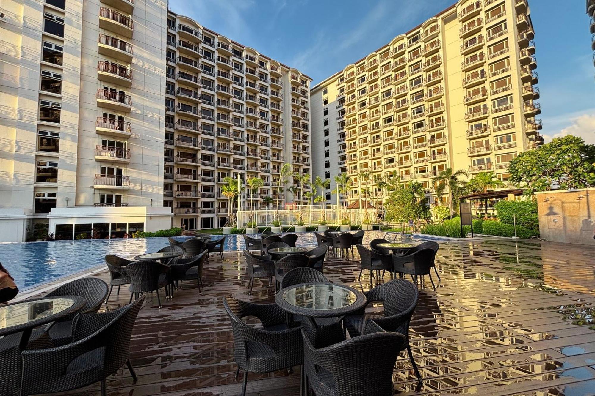Extremeli Suites Manila Powered By Cocotel Exterior foto